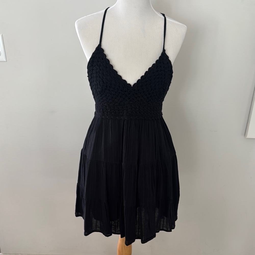 🛑CLEARANCE 🛑 Black Crochet Halter Dress- NWT